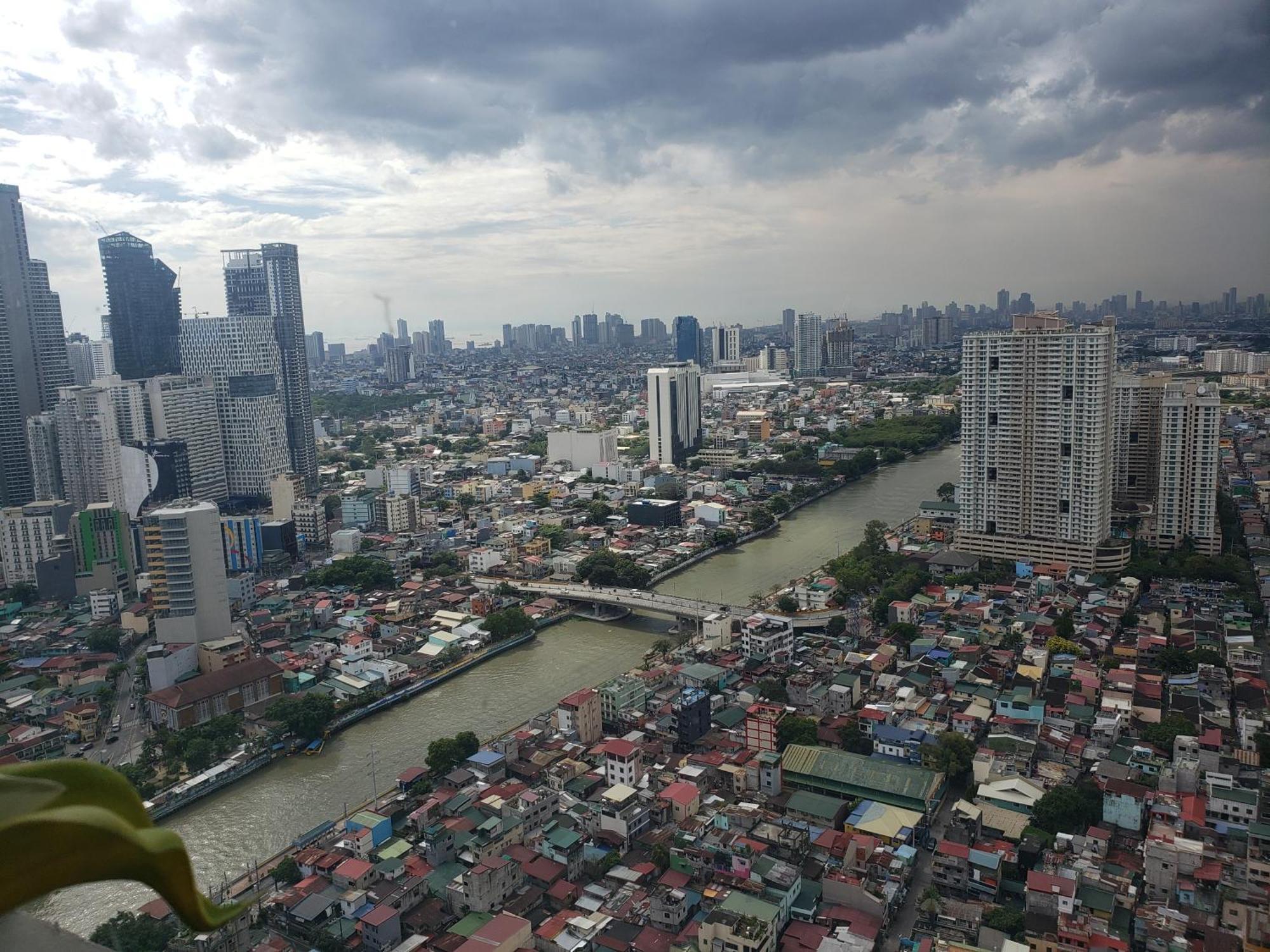 Sutherland Tower Acqua Private Residences Mandaluyong Номер фото
